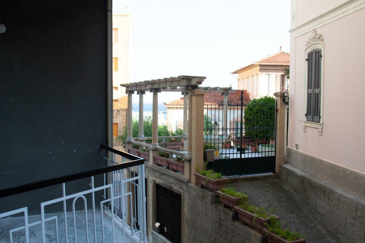 Villa St George Imperia Exterior foto
