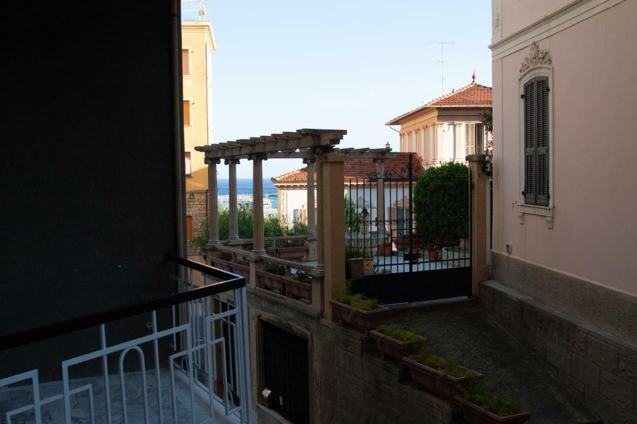 Villa St George Imperia Exterior foto
